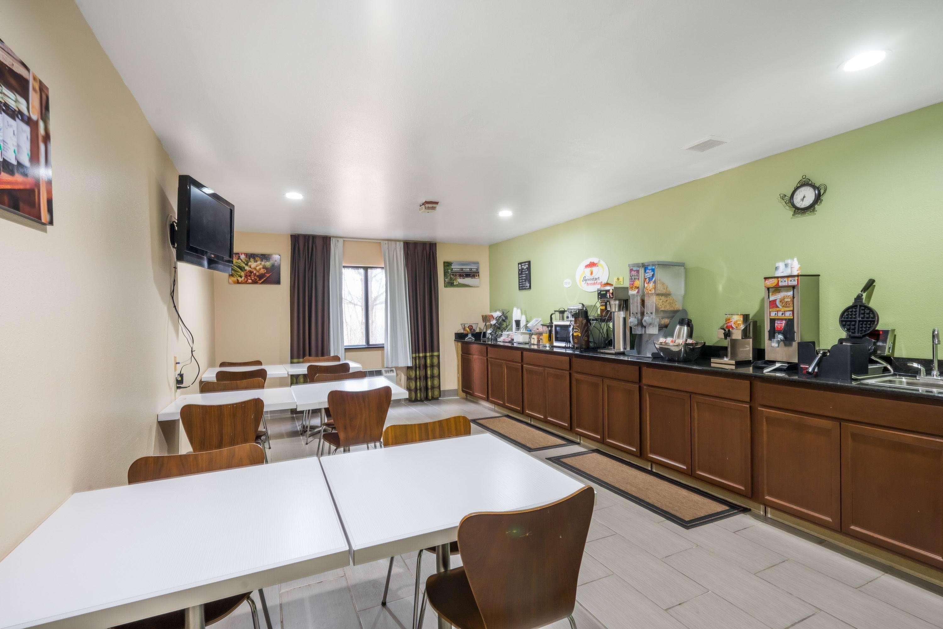 Super 8 By Wyndham Ky Hotel Munfordville
