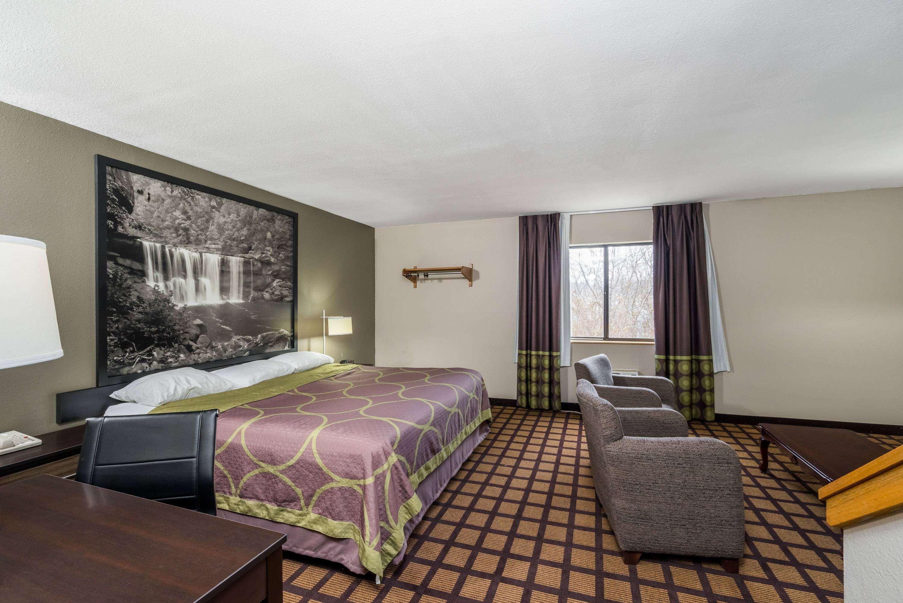 Hotel Super 8 By Wyndham Ky 2*